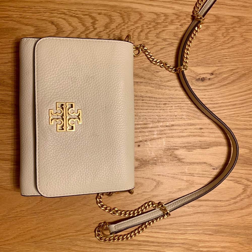 Tory Burch Britten Chain Wallet